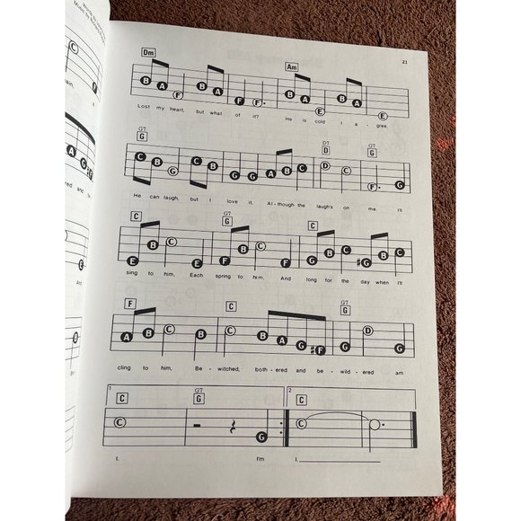 Songs of the 40s Sheet Music Book E-Z Play Beginner Organ Piano Keyboards Guitar - Picture 4 of 5